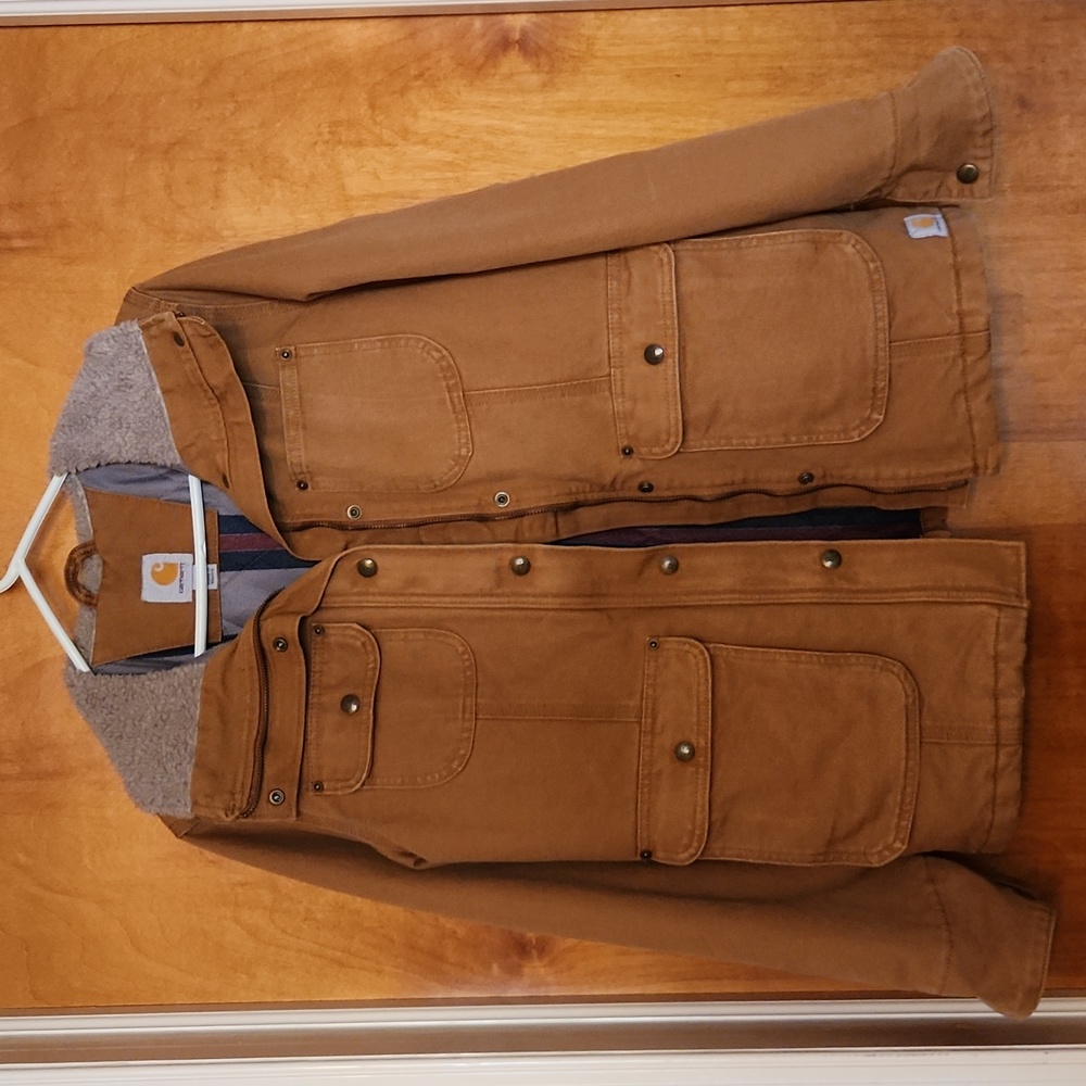 Women's Carhartt heavy warm jacket/coat *EUC size Medium